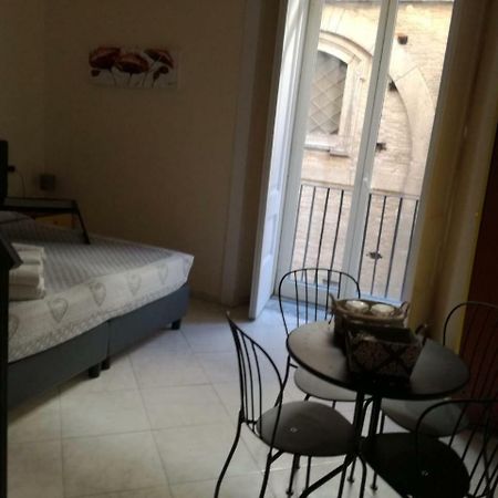 Le Ortensie Napoli Bagian luar foto