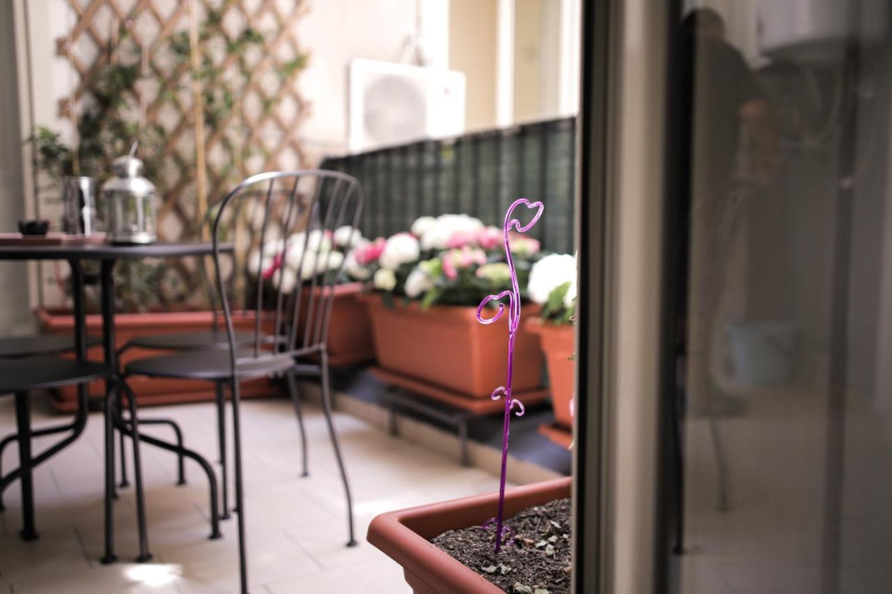 Le Ortensie Napoli Bagian luar foto